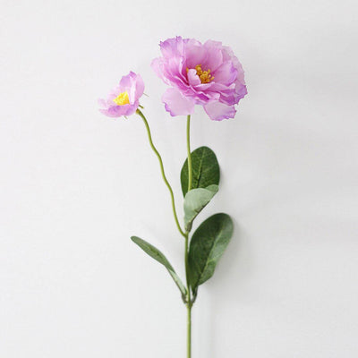 Cette image montre une fleur artificielle pour cimetière et extérieur de couleur rose