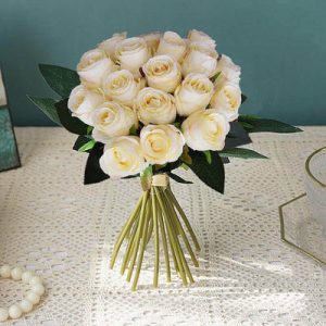 Bouquet de 19 roses artificielles jaunes