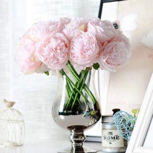 Pivoines artificielles roses