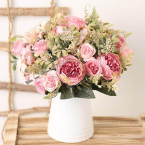 Bouquet champêtre de roses artificielles roses